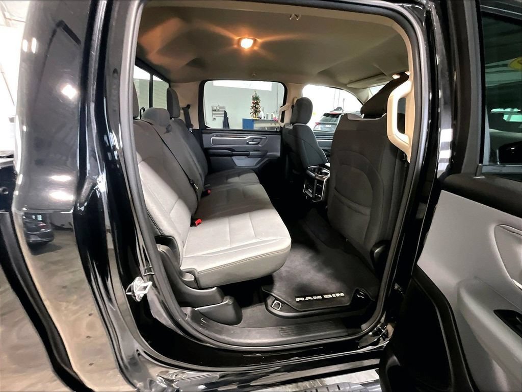 Used 2019 RAM 1500 Big Horn AWD/4WD image 16