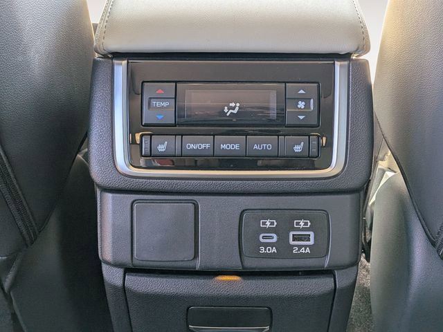 Certified 2025 Subaru Ascent Limited image 31