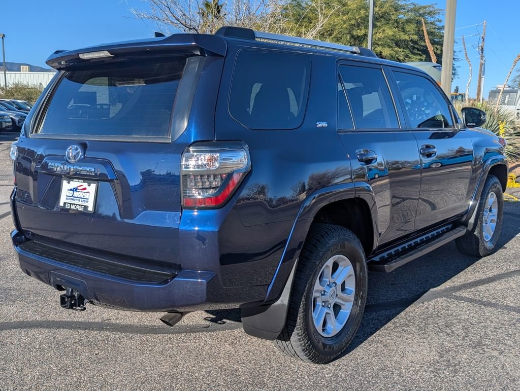 Used 2022 Toyota 4Runner SR5 Premium image 5