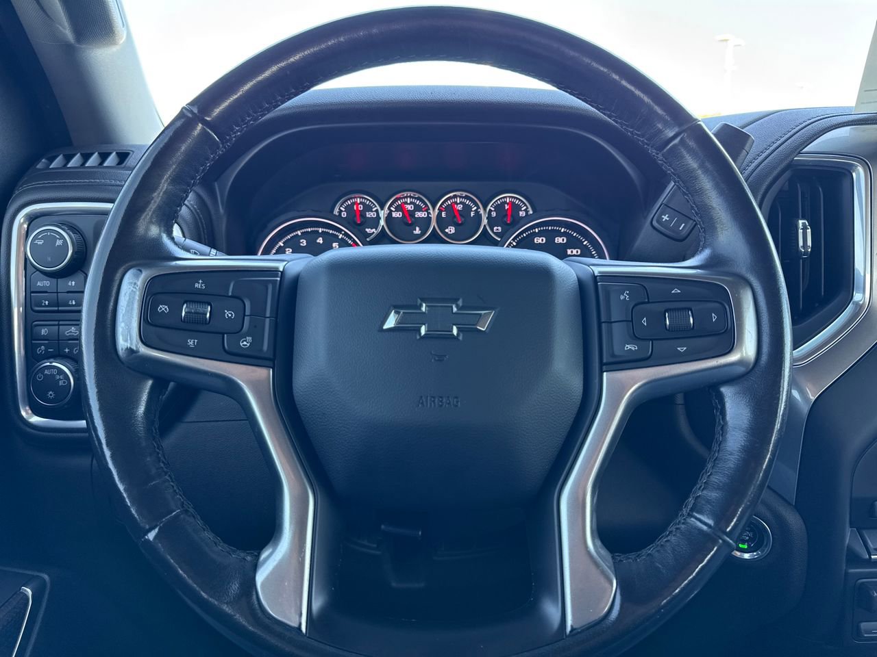Used 2019 Chevrolet Silverado 1500 RST image 18