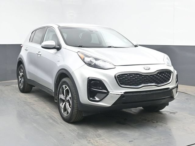 Used 2020 Kia Sportage LX AWD/4WD image 2