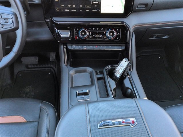 Used 2024 GMC Sierra 2500 AT4 w/ AT4 Premium Plus Package image 19