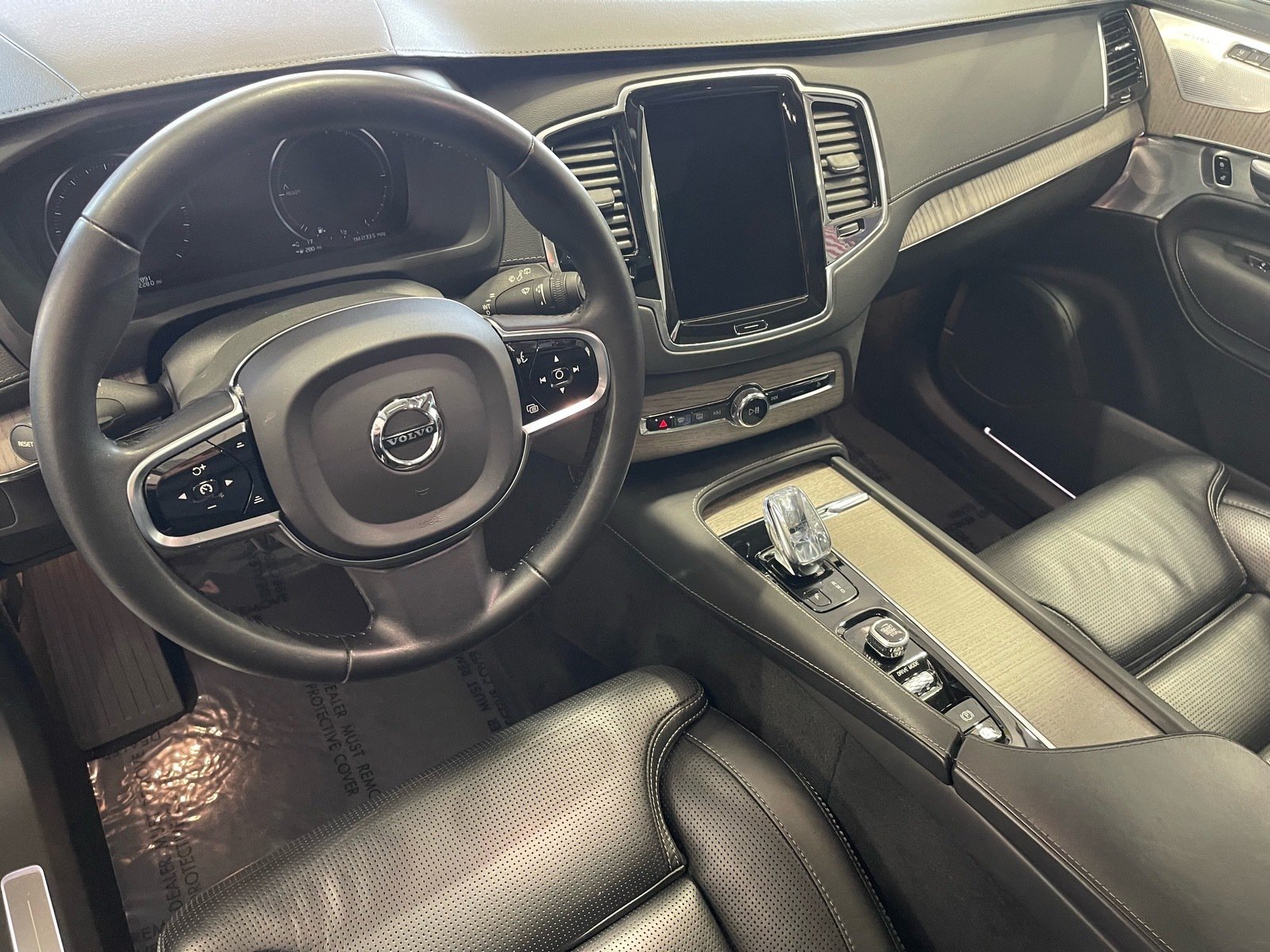 Used 2021 Volvo XC90 T8 Inscription w/ Advanced Package AWD/4WD image 28