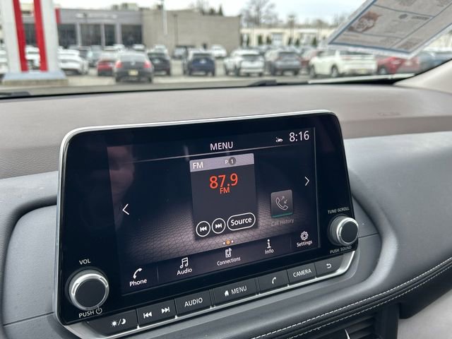 Certified 2023 Nissan Rogue SV w/ SV Premium B Package image 20