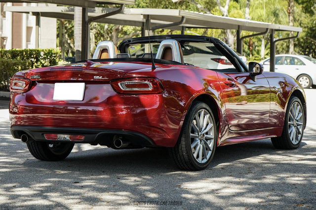 Used 2020 FIAT 124 Spider Lusso RWD image 8