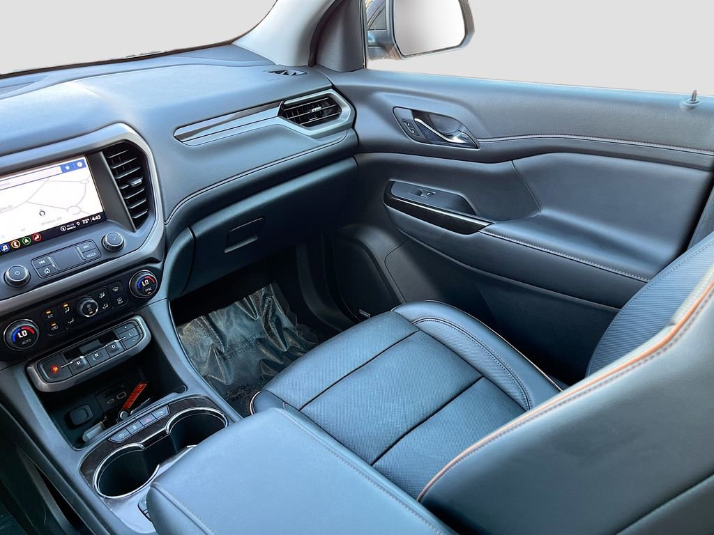 Used 2023 GMC Acadia AT4 w/ Technology Package image 25