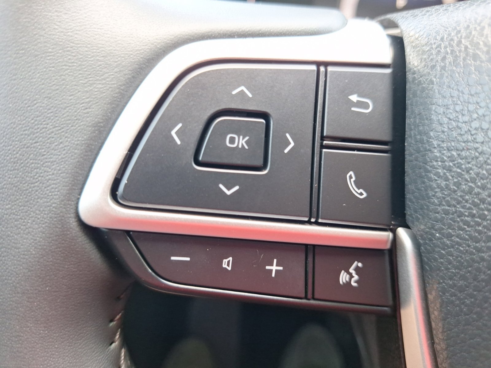 Used 2026 Toyota Grand Highlander AWD image 21