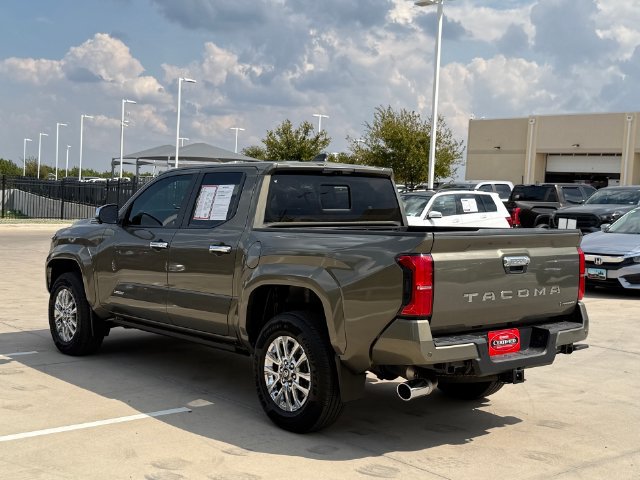 Used 2026 Toyota Tacoma Limited AWD/4WD image 9