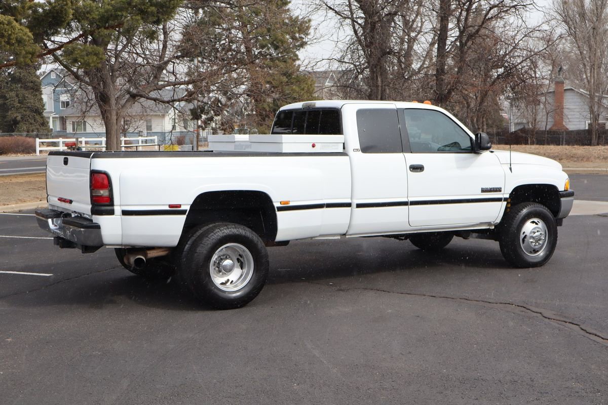 Used 1997 Dodge Ram 3500 Truck ST image 4