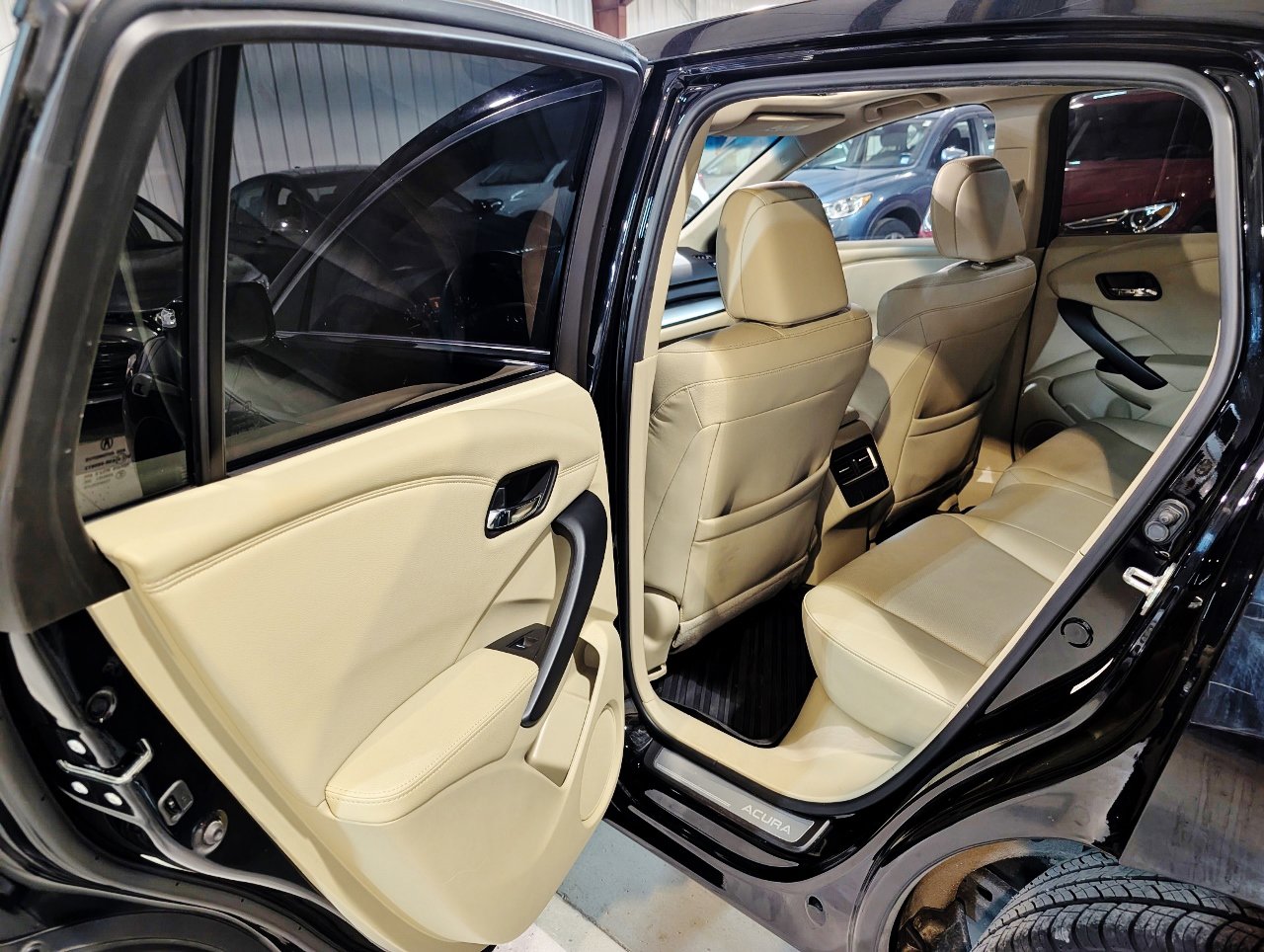 Used 2016 Acura RDX AWD w/ Technology Package image 21