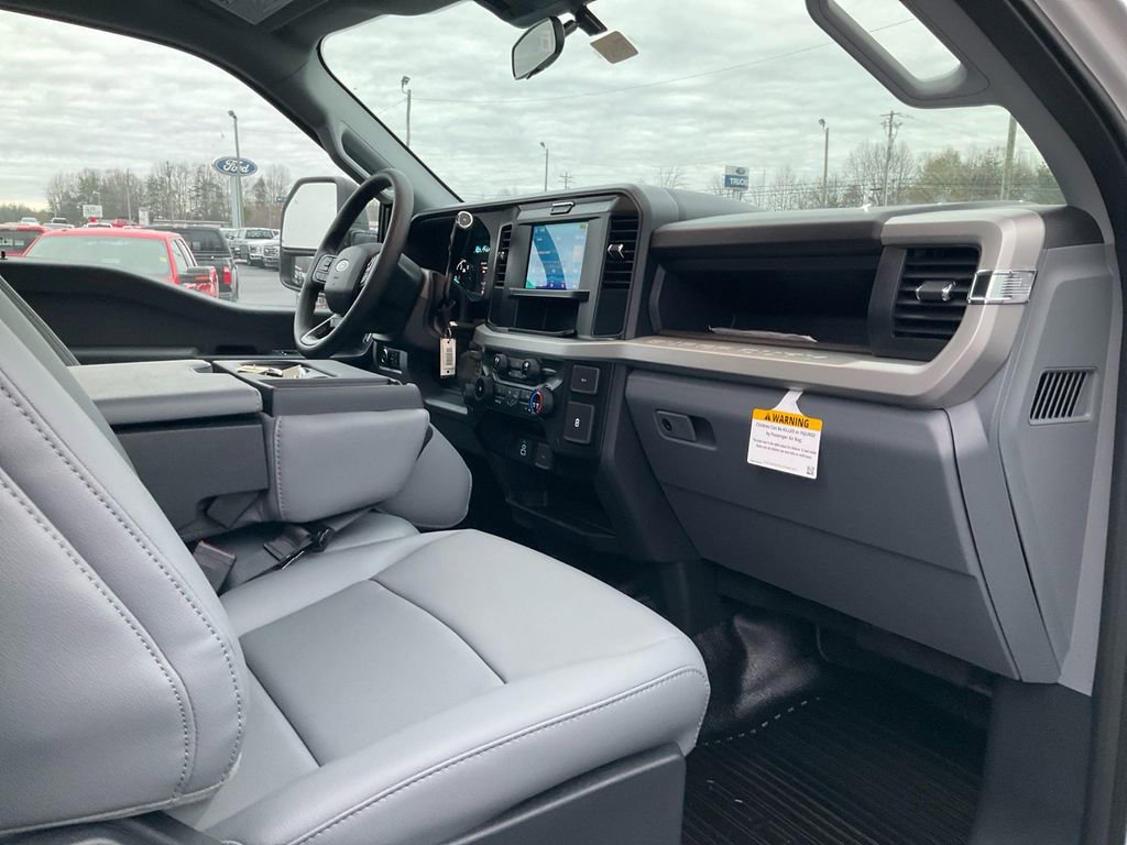 New 2026 Ford F450 XL image 11
