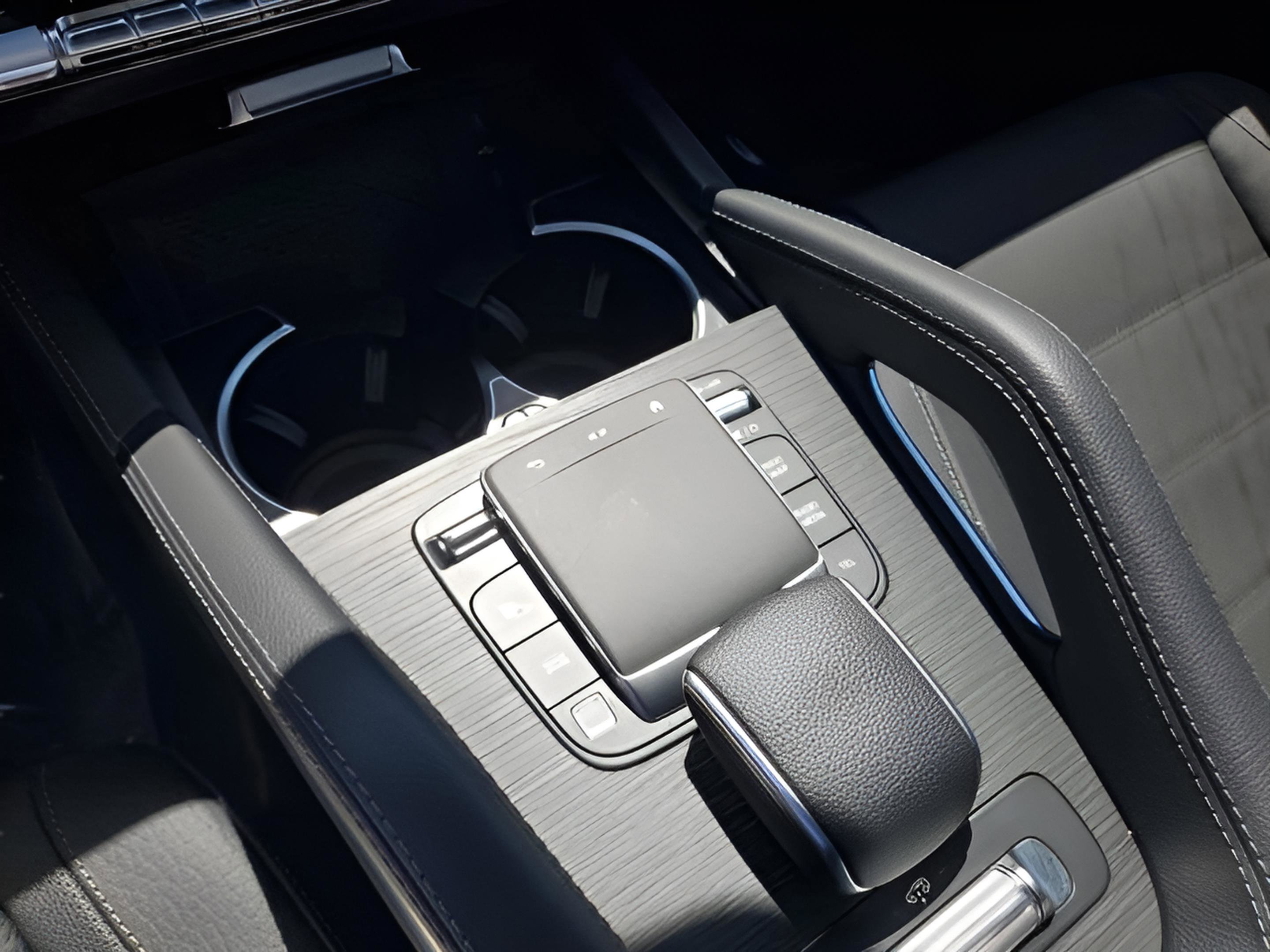 Certified 2025 Mercedes-Benz GLE 580 4MATIC image 38