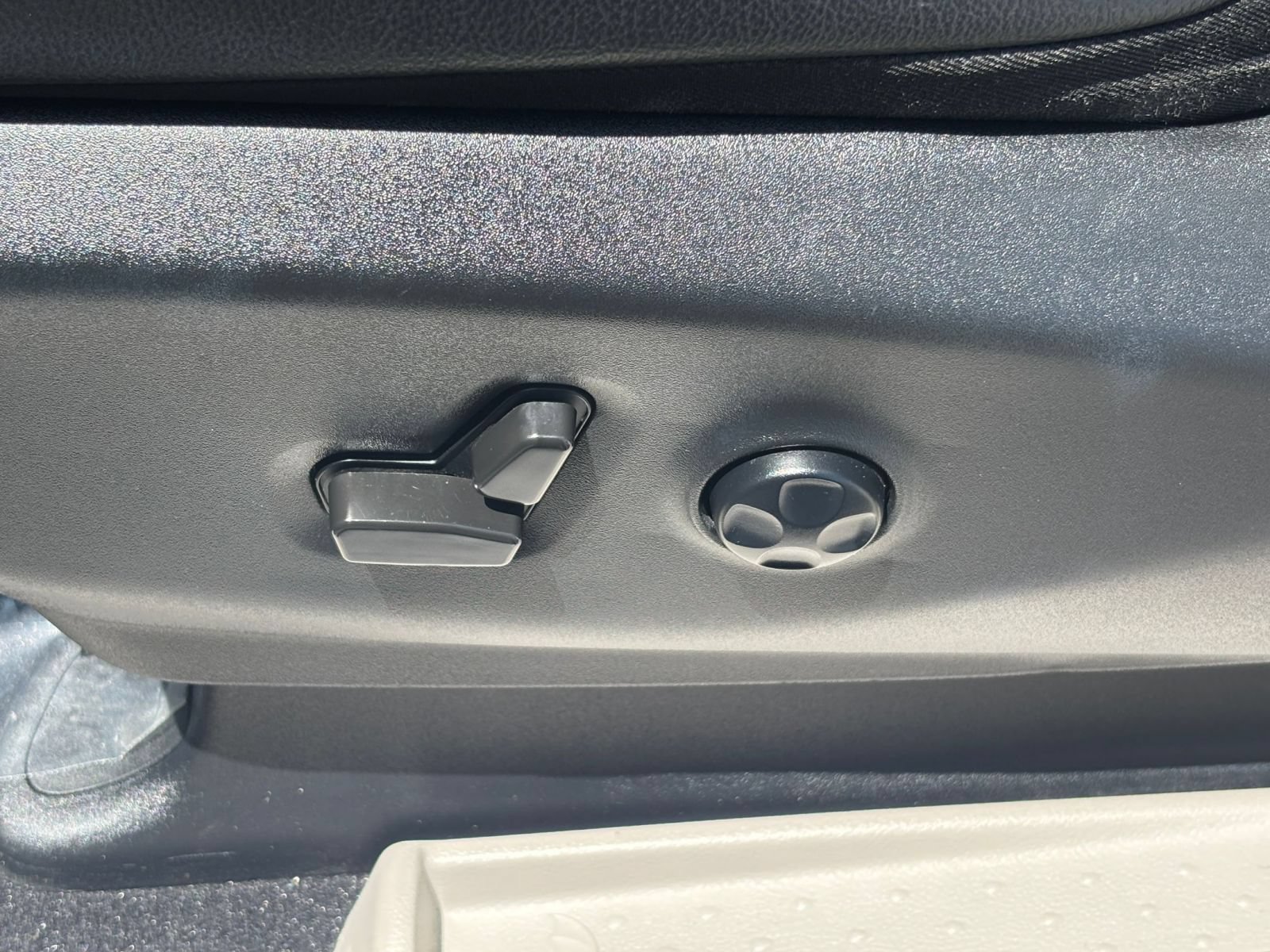 Used 2022 Chrysler Pacifica Touring-L FWD image 22