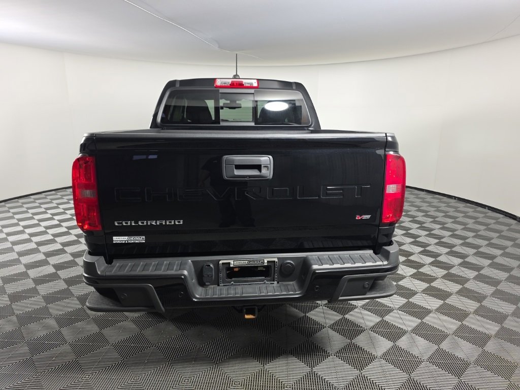 Used 2022 Chevrolet Colorado Z71 w/ Z71 Midnight Edition image 4