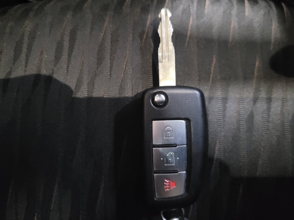 Used 2019 Nissan Rogue S image 32