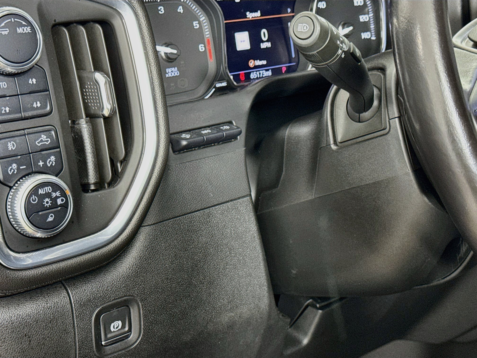 Used 2020 GMC Sierra 1500 Denali w/ Denali Ultimate Package AWD/4WD image 12