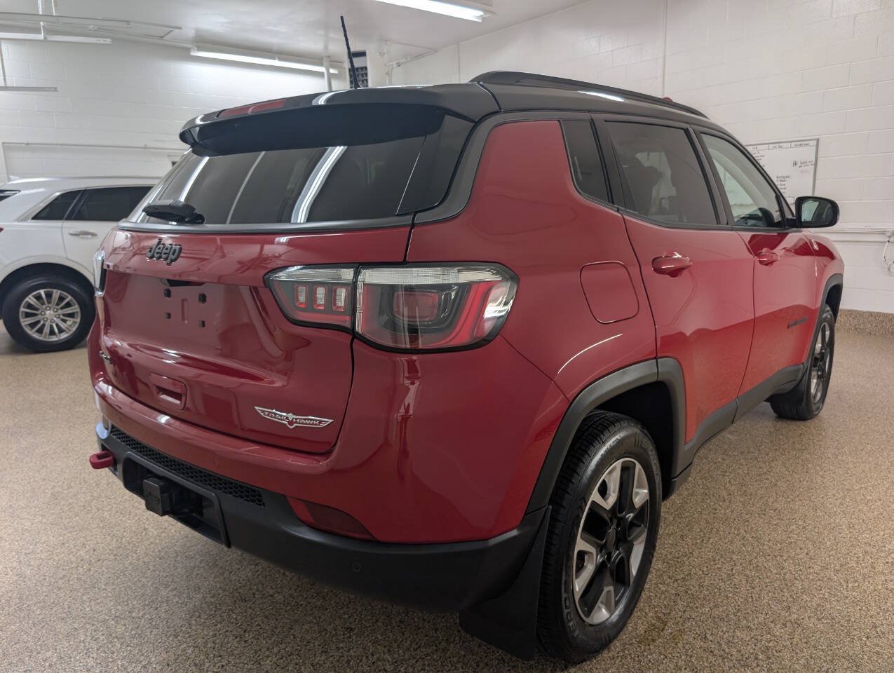 Used 2018 Jeep Compass Trailhawk w/ Safety & Security Group AWD/4WD image 4