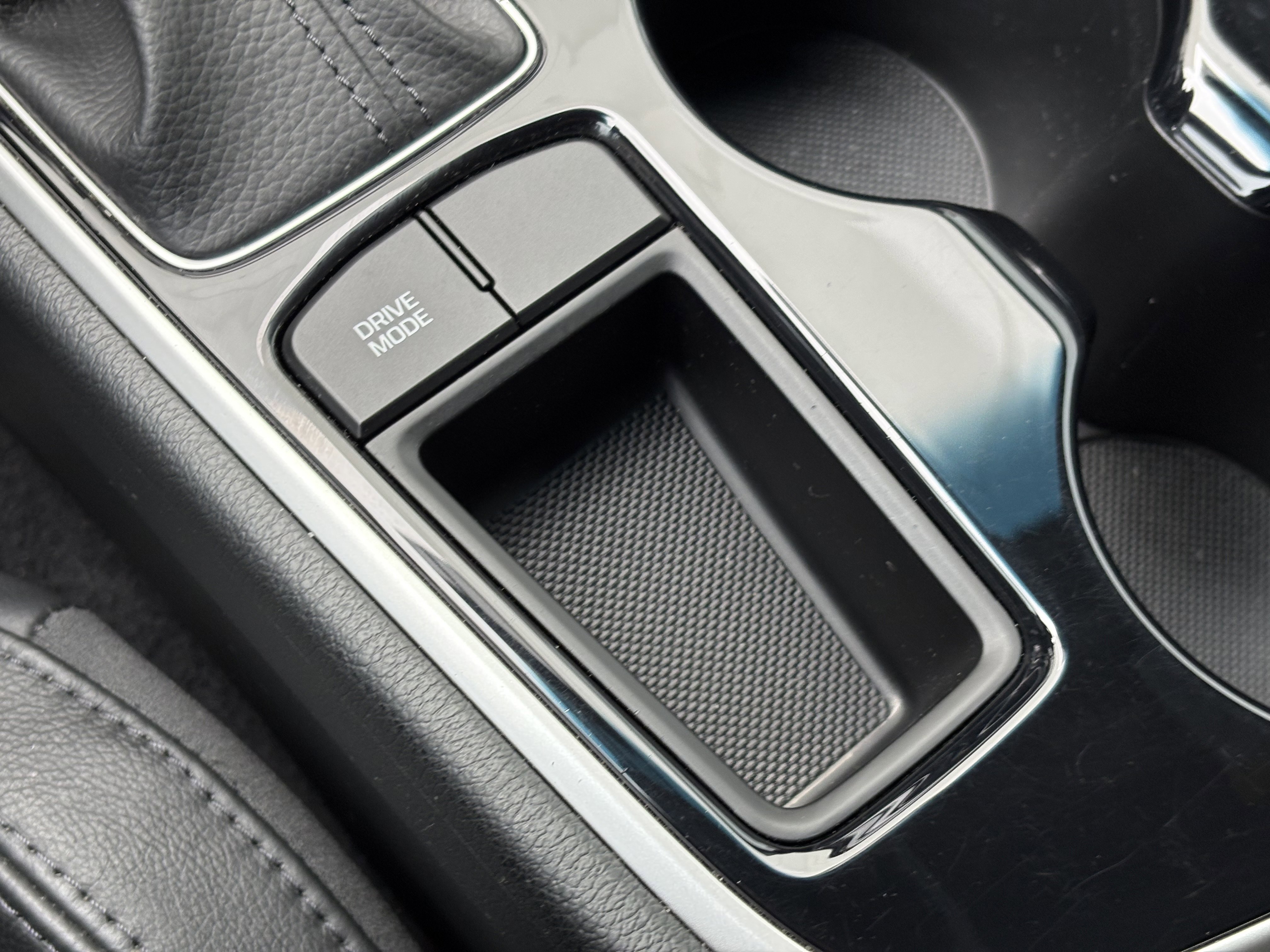 Used 2018 Hyundai Sonata Sport w/ Cargo Package image 26