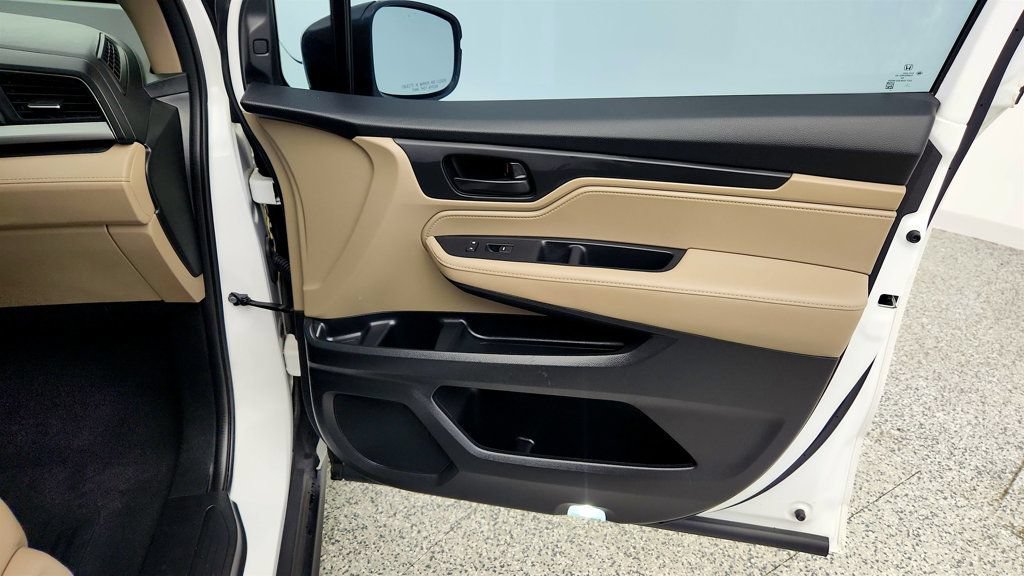Used 2023 Honda Odyssey EX-L image 27