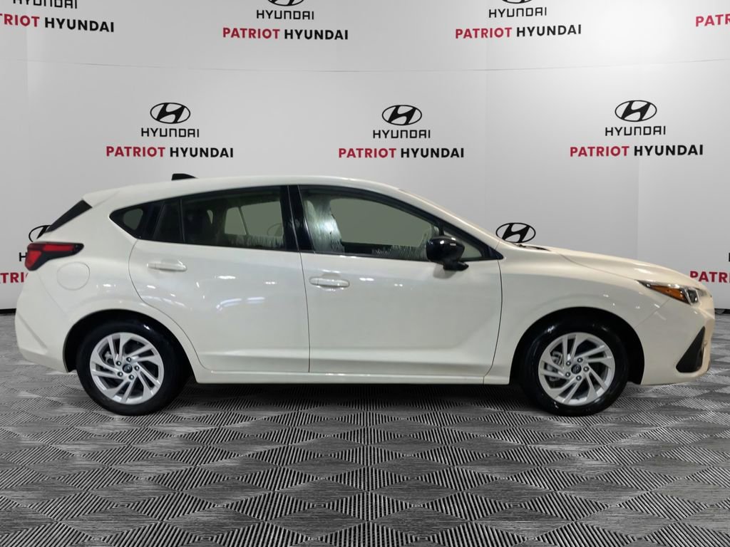 Used 2025 Subaru Impreza 2.0i image 3
