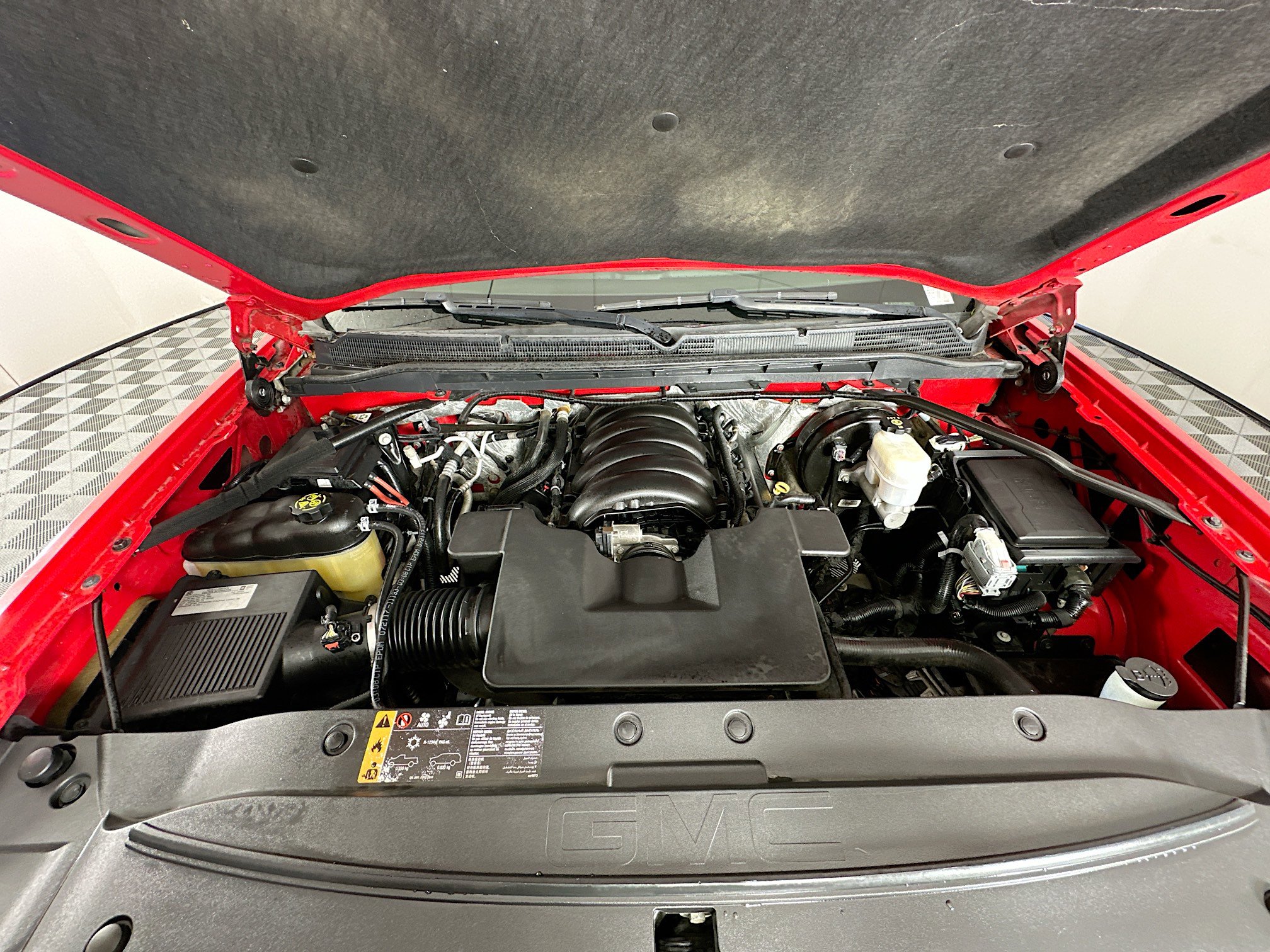 Used 2018 GMC Sierra 1500 SLT w/ SLT Premium Package image 32