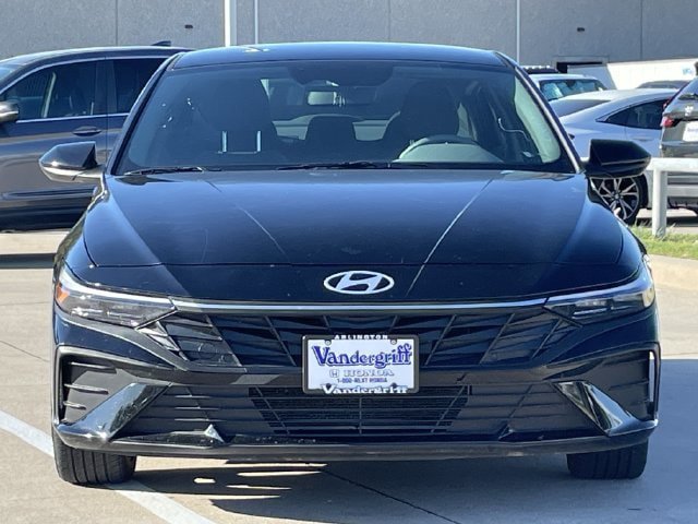 Used 2026 Hyundai Elantra Sport FWD image 6