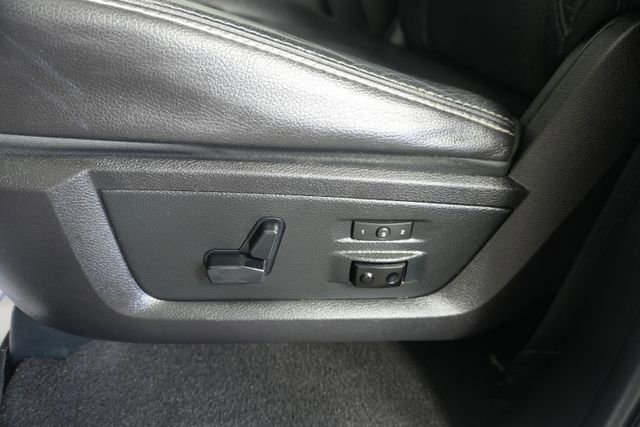 Used 2015 RAM 1500 Laramie w/ Convenience Group AWD/4WD image 23