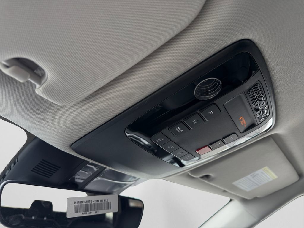 New 2026 Kia Carnival EX image 27