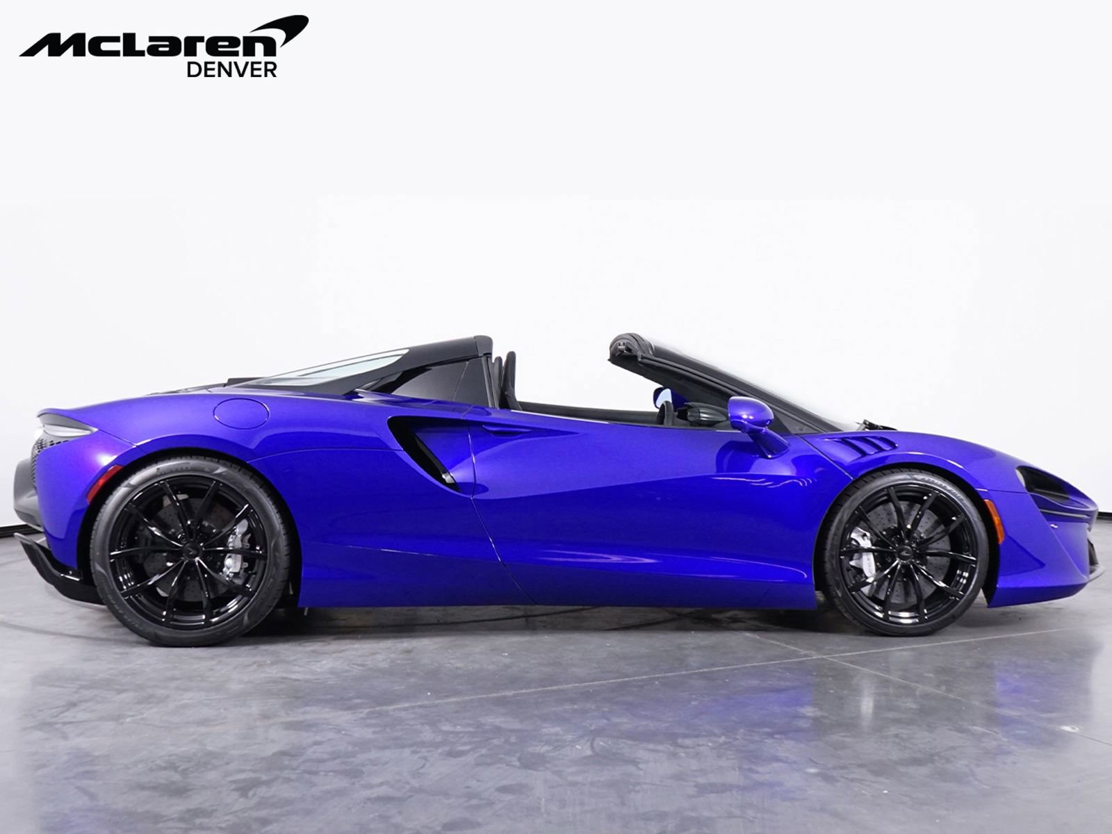 New 2025 McLaren Artura Spider image 18