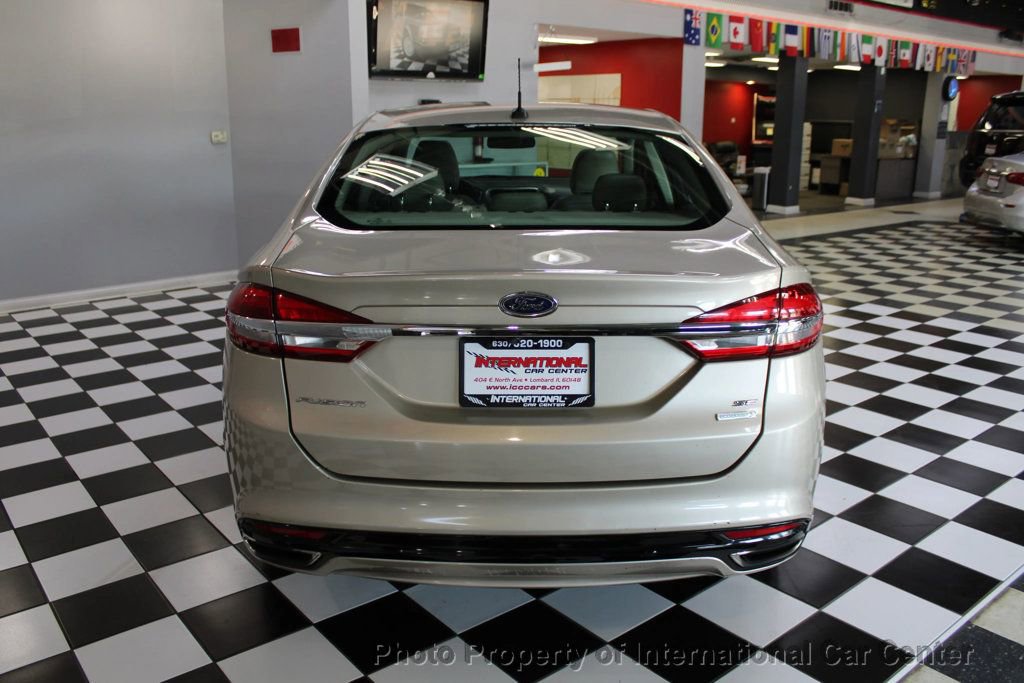 Used 2017 Ford Fusion SE image 6