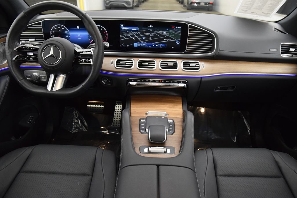 Used 2025 Mercedes-Benz GLS 450 4MATIC image 20