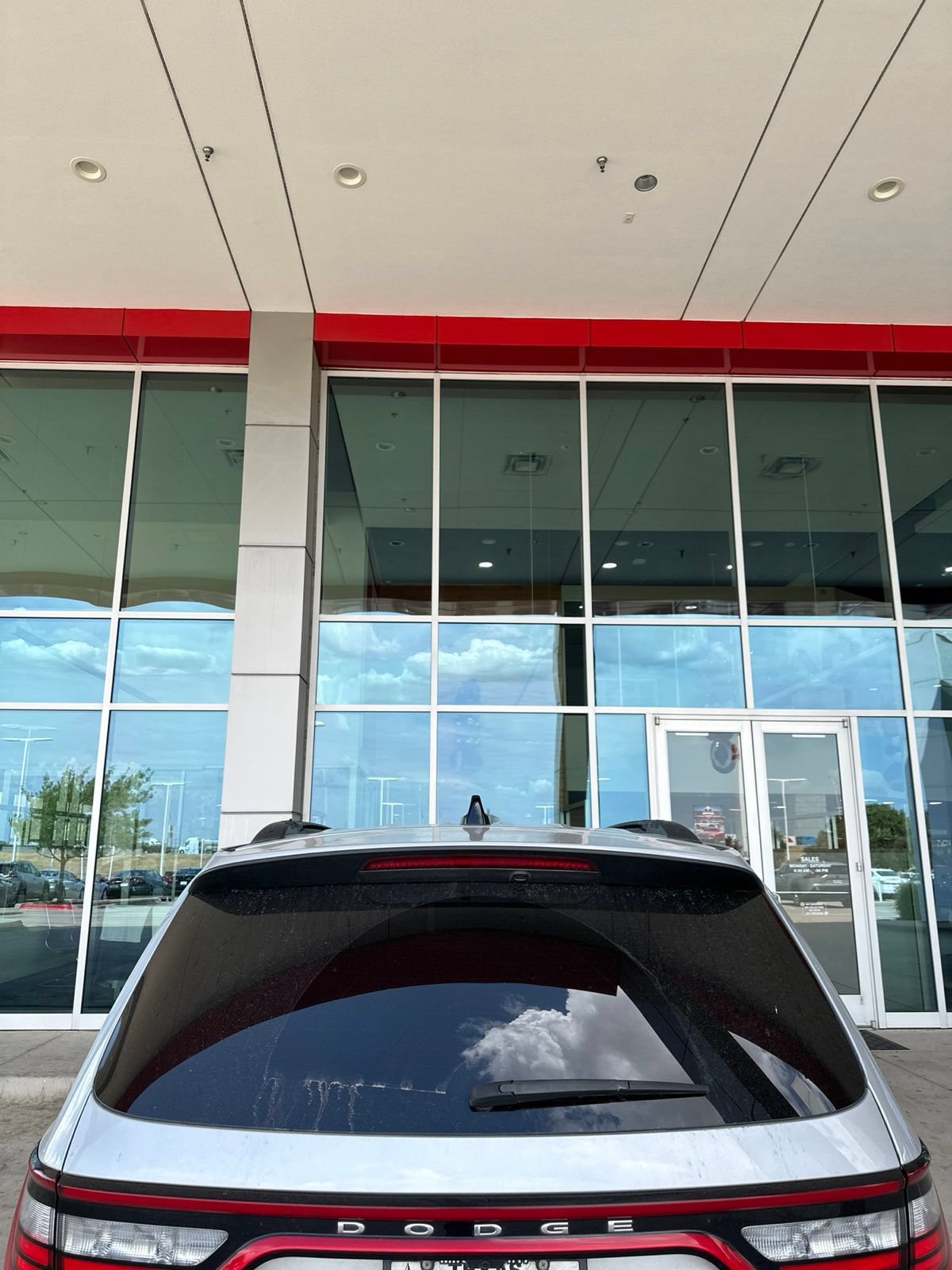 Used 2024 Dodge Durango GT RWD image 11