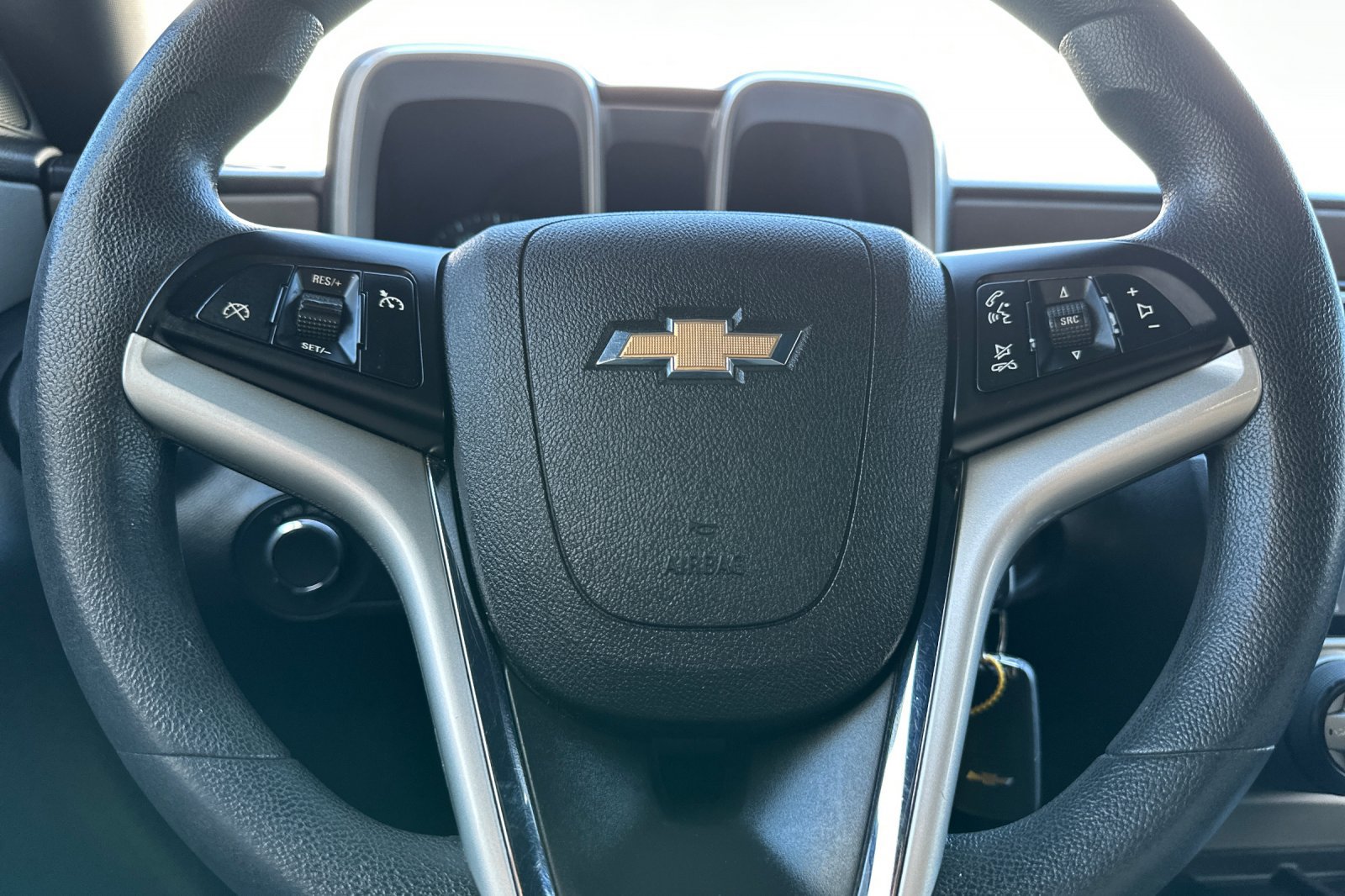 Used 2015 Chevrolet Camaro LS RWD image 32