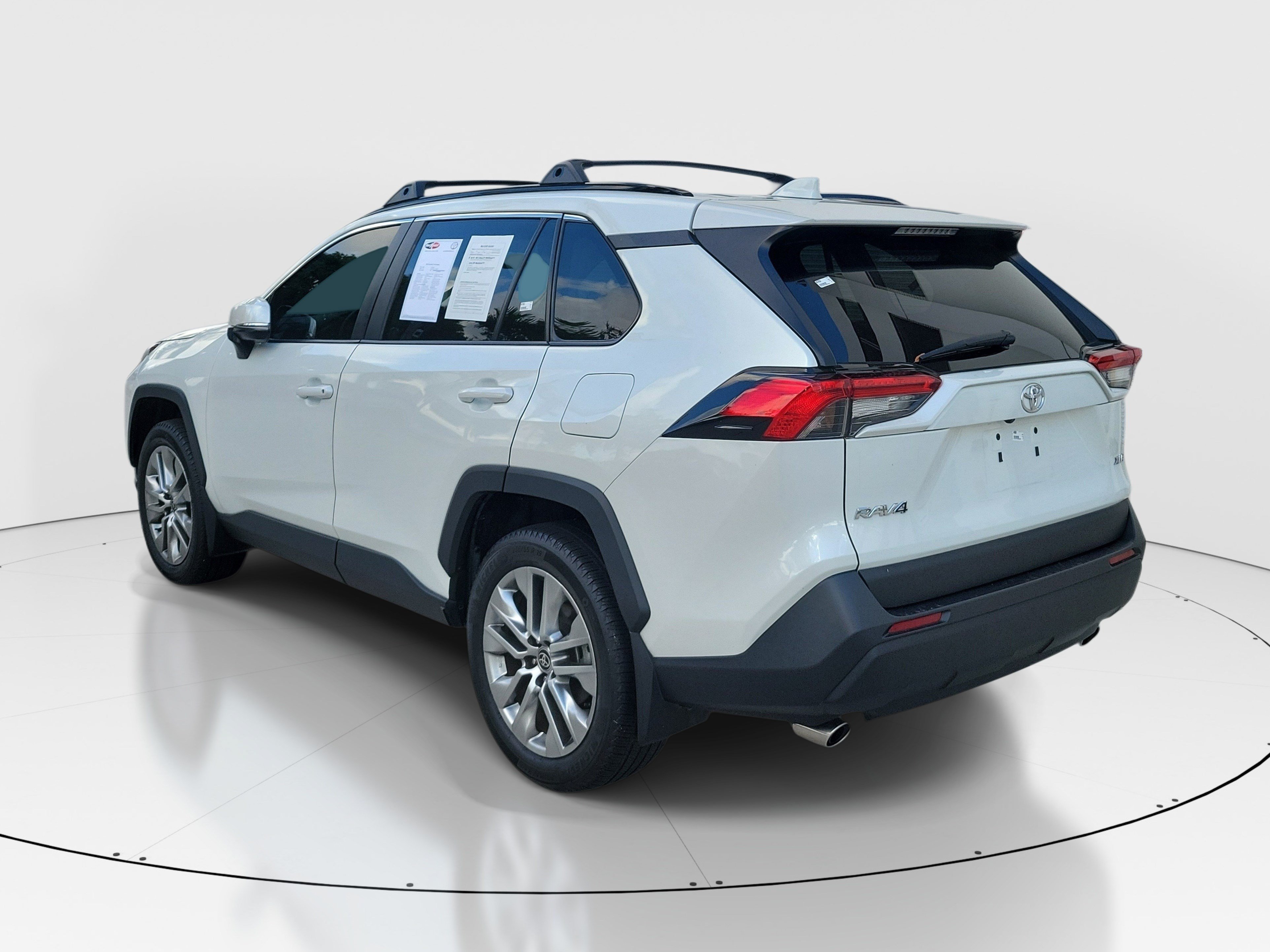 Used 2024 Toyota RAV4 XLE Premium FWD image 5