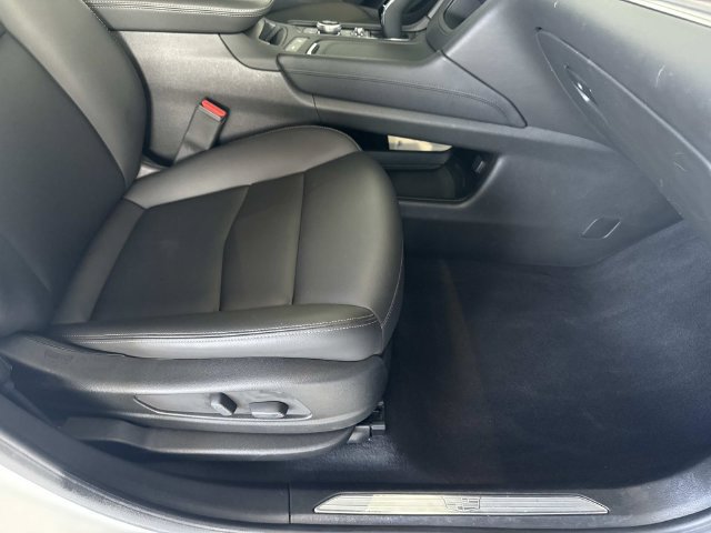 Certified 2024 Cadillac XT5 Luxury w/ LPO, Floor Liner Package AWD/4WD image 49
