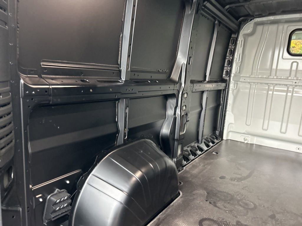 New 2026 RAM ProMaster 2500 w/ Convenience Group FWD image 32