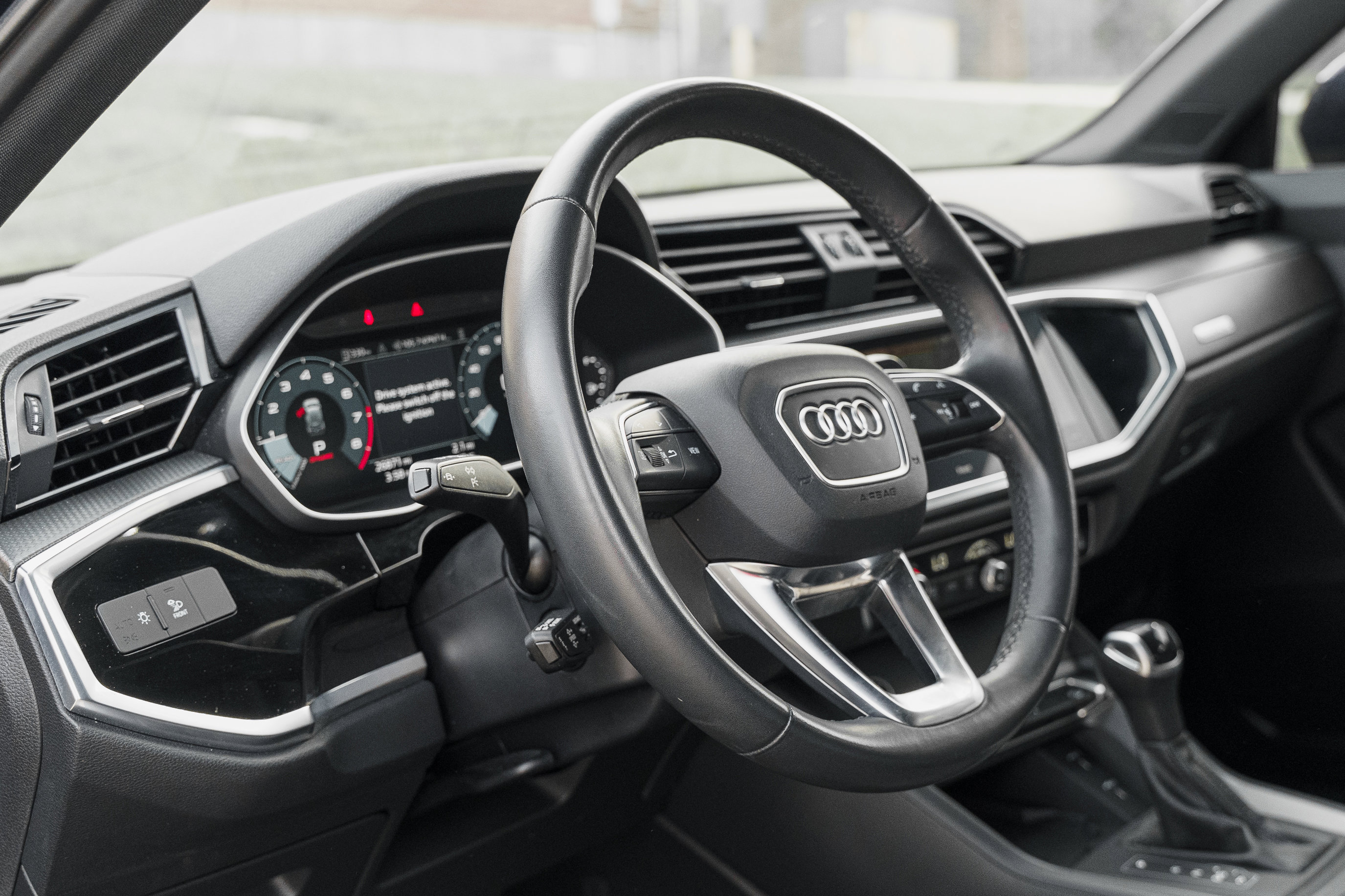 Used 2023 Audi Q3 2.0T Premium Plus w/ Premium Plus Package image 9