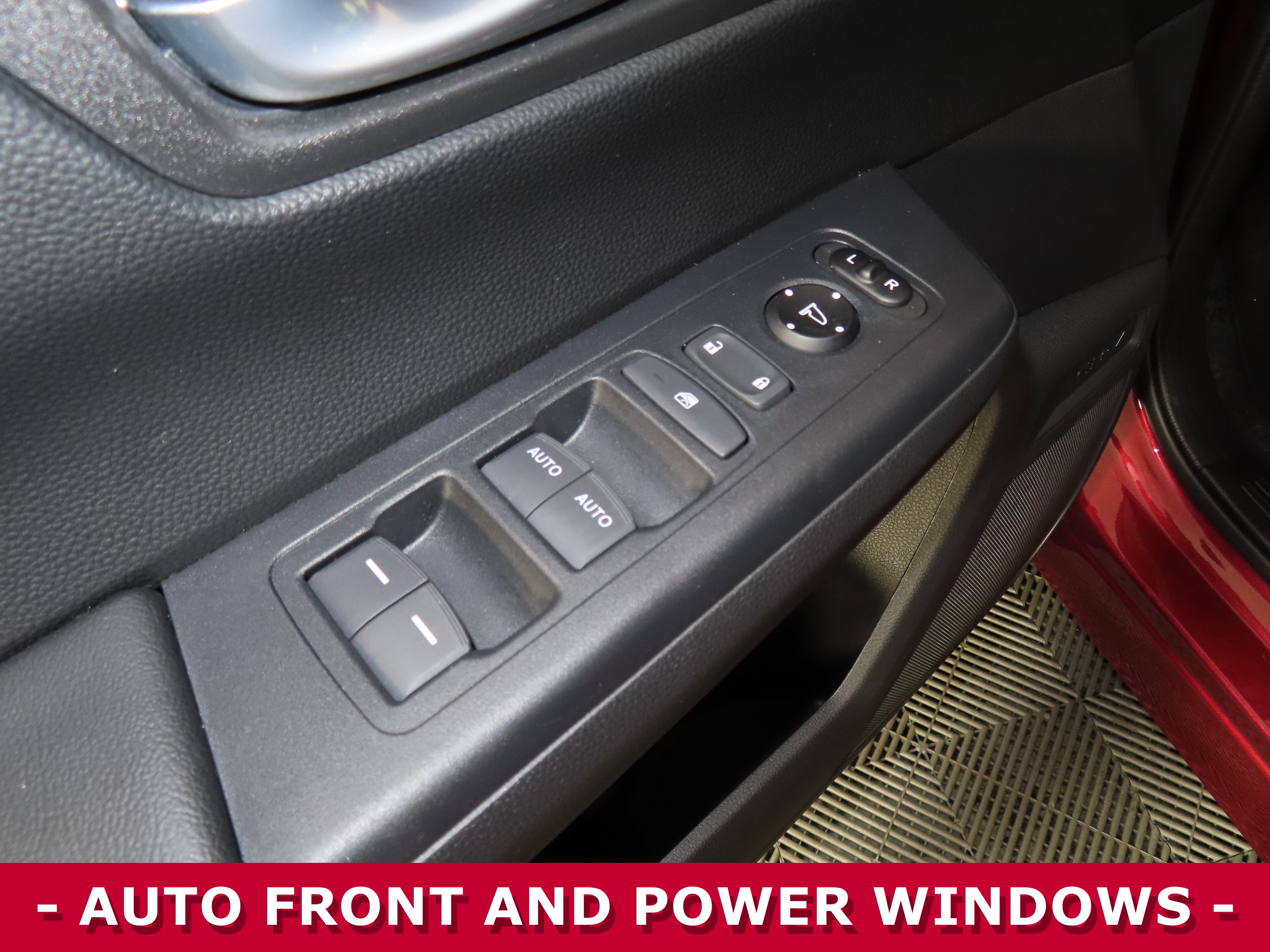 Used 2025 Honda CR-V Sport image 7