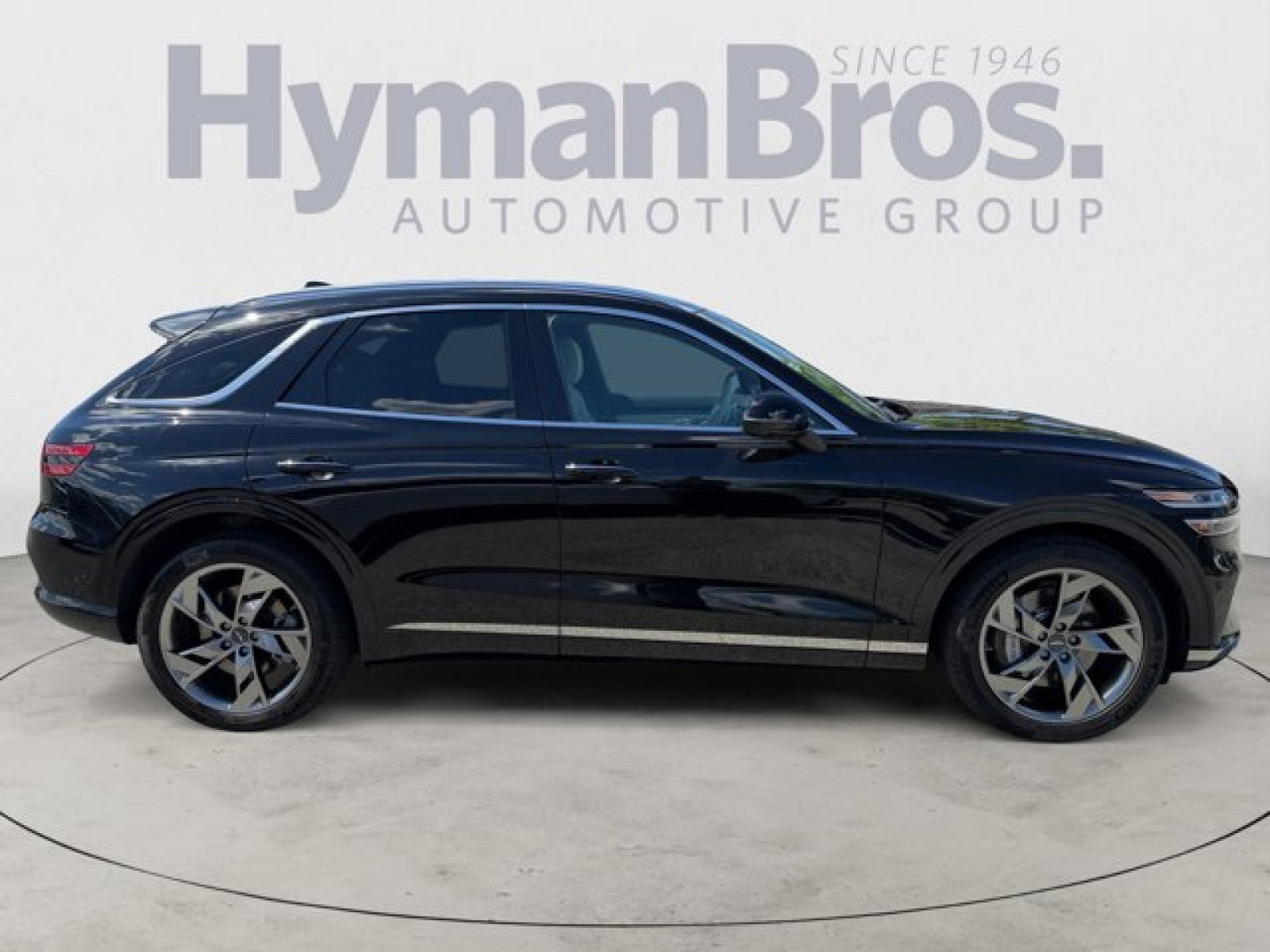 Used 2023 Genesis Electrified GV70 AWD/4WD image 2