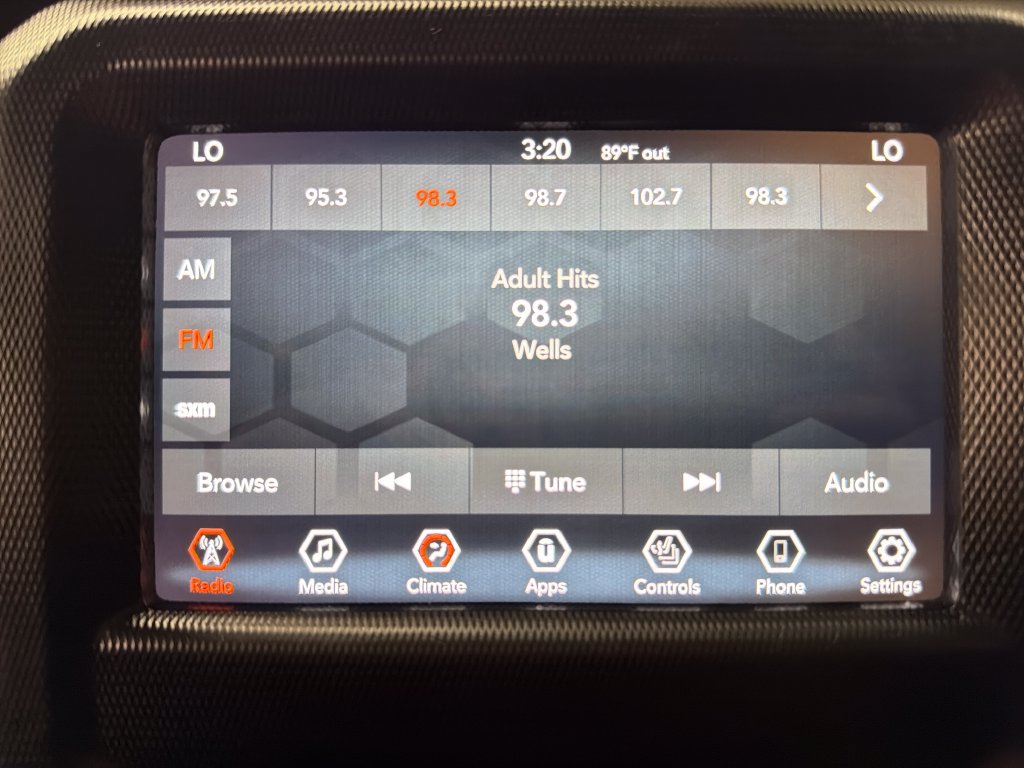 Used 2018 Jeep Wrangler Unlimited Rubicon w/ LED Lighting Group AWD/4WD image 25