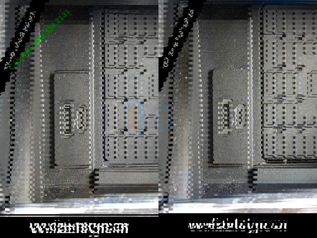 Used 2023 Ford Expedition Max XLT image 33