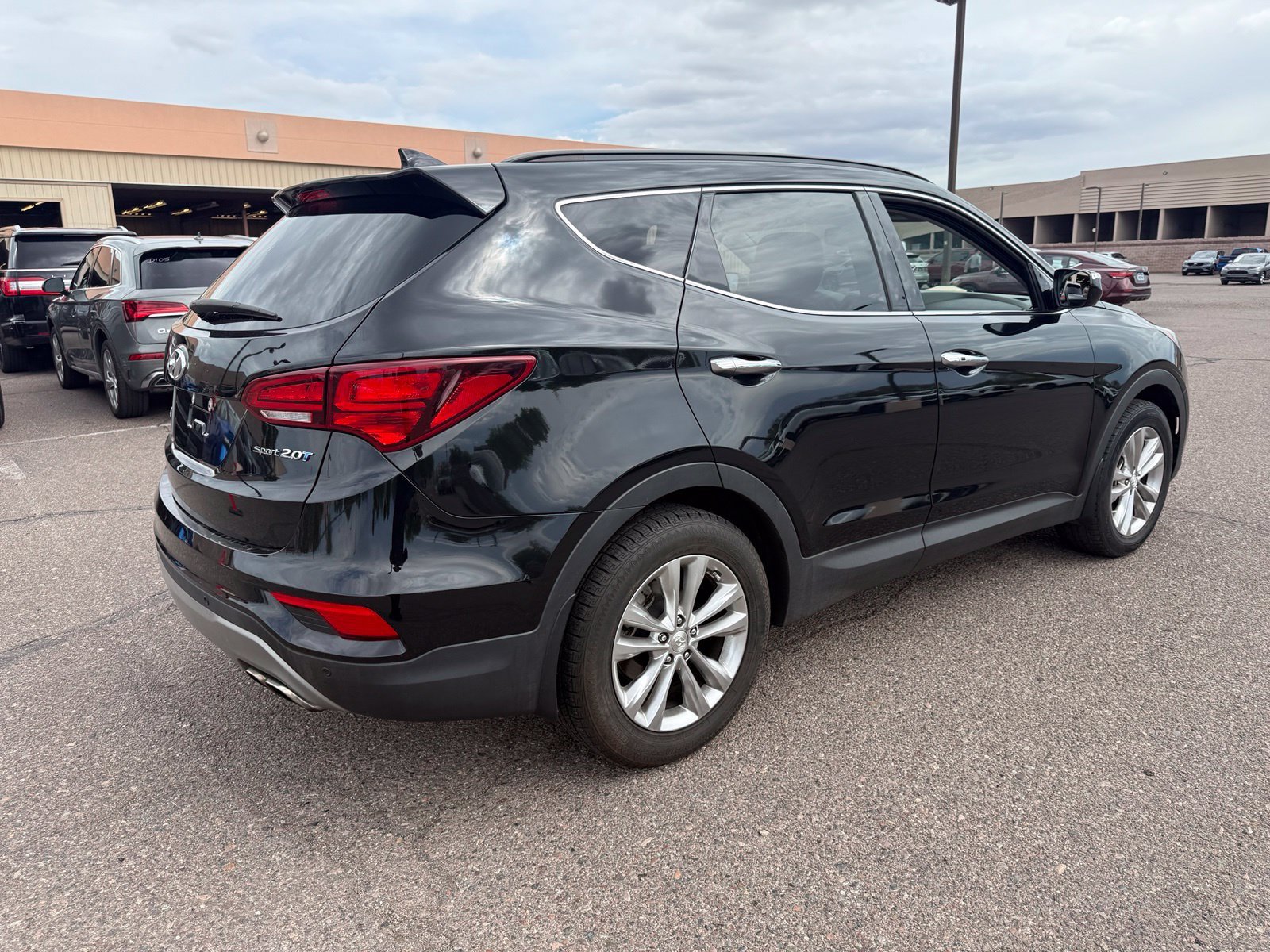 Used 2017 Hyundai Santa Fe Sport 2.0T FWD image 5