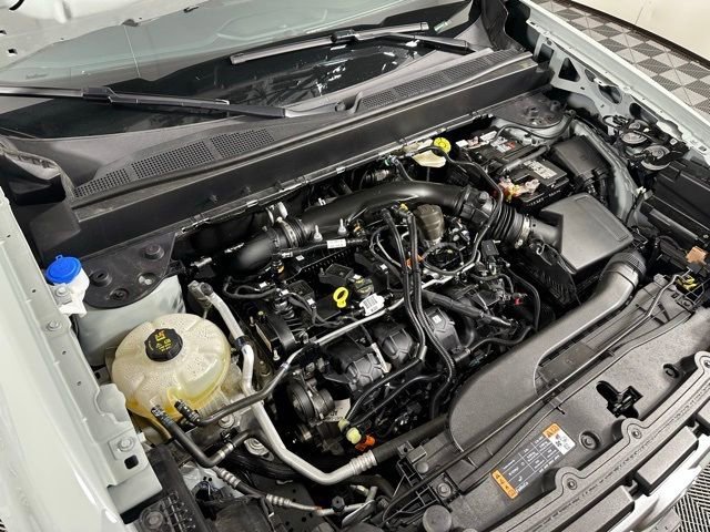 Used 2024 Ford Maverick Lariat image 12