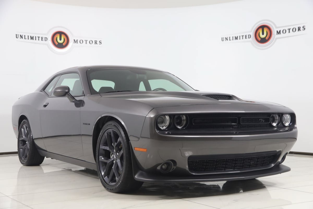 Used 2022 Dodge Challenger R/T w/ Blacktop Package RWD image 23