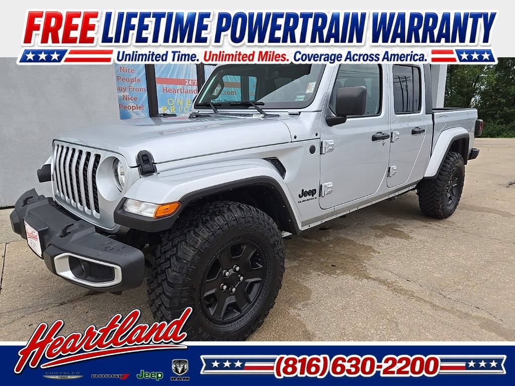 Used 2023 Jeep Gladiator Sport AWD/4WD image 3