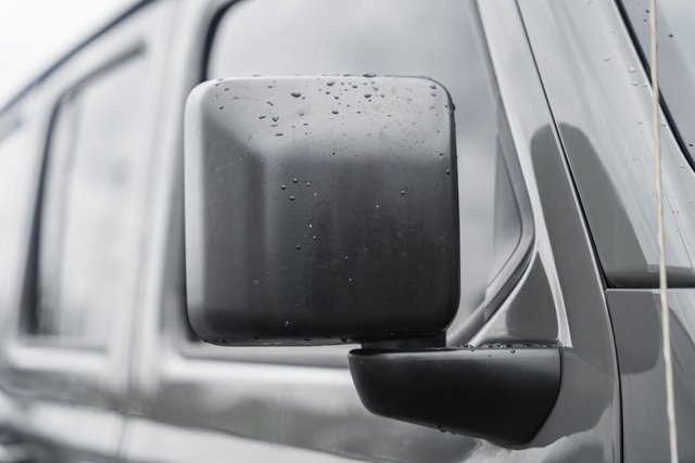 Used 2018 Jeep Wrangler Unlimited Sahara w/ Dual Top Group image 15