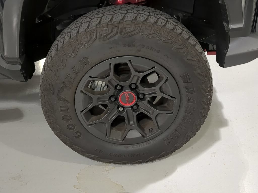 Used 2026 Toyota Tacoma TRD Pro w/ Tow Tech Package AWD/4WD image 5