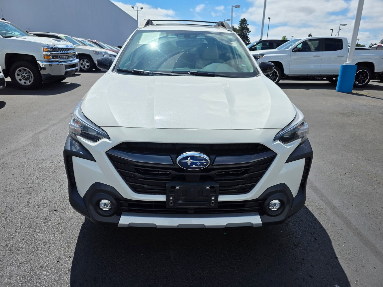 Used 2023 Subaru Outback Limited XT AWD/4WD image 3