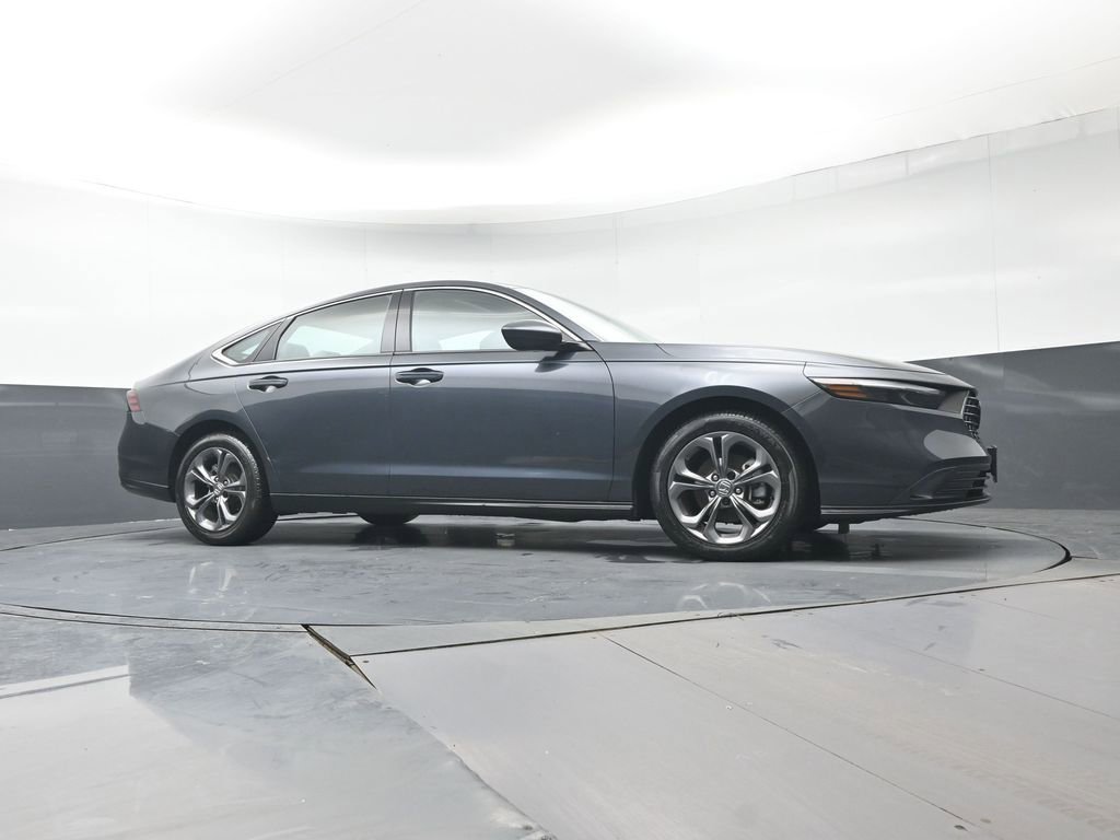 Certified 2023 Honda Accord EX image 36