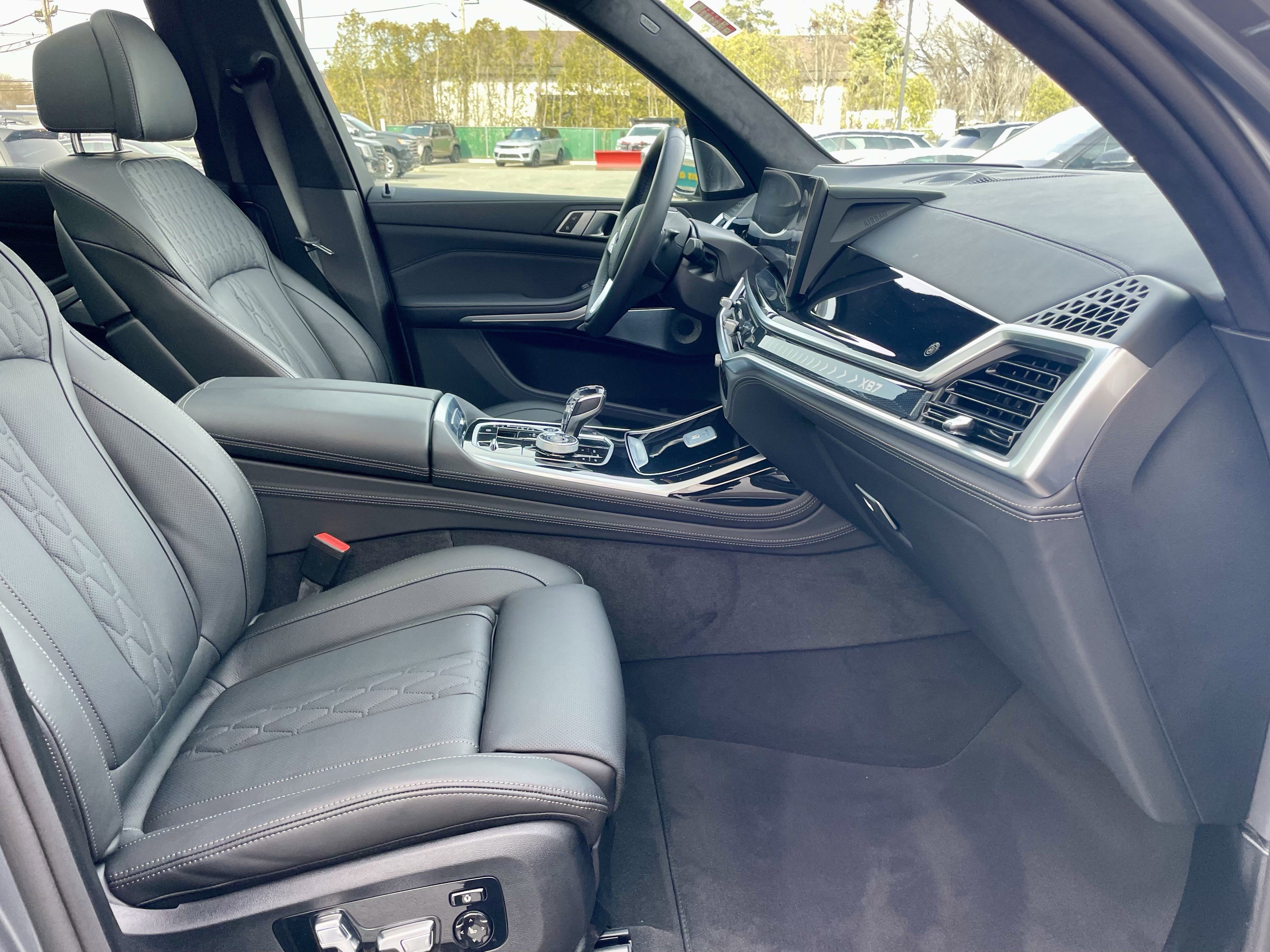 Used 2025 BMW ALPINA XB7 image 15